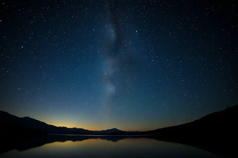 starry sky lake reflection